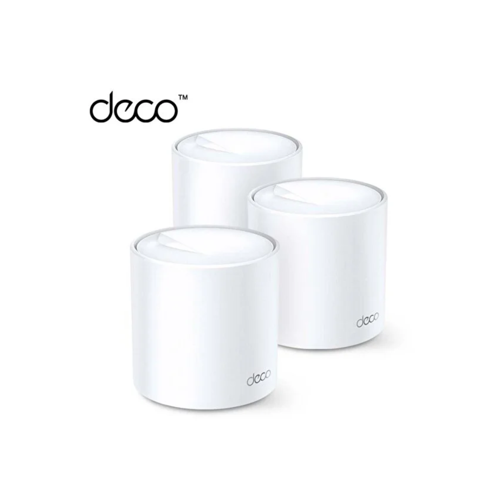 Three white cylindrical candles with 'deco' branding on a white background